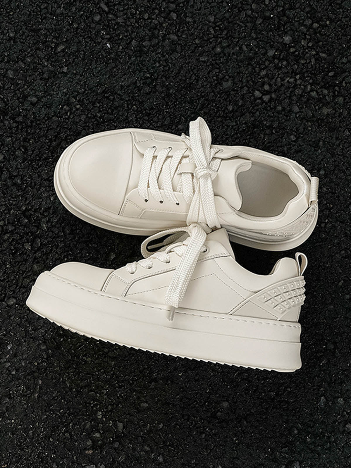 Cut Square Platform Sneakers 3049