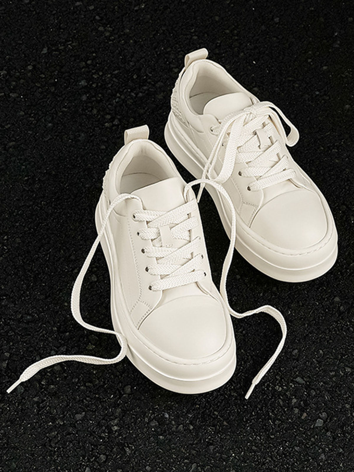 Cut Square Platform Sneakers 3049